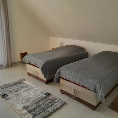 Дом отдыха Deussen Эрфтштадт